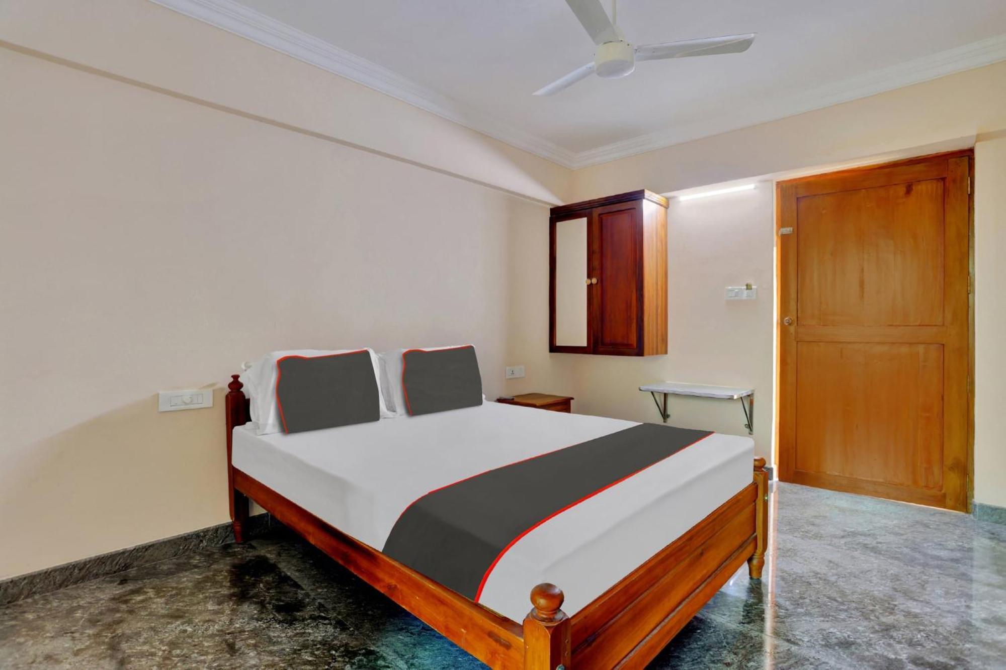 Hotel O Family Castle Inn Collection O Thiruvananthapuram Екстериор снимка