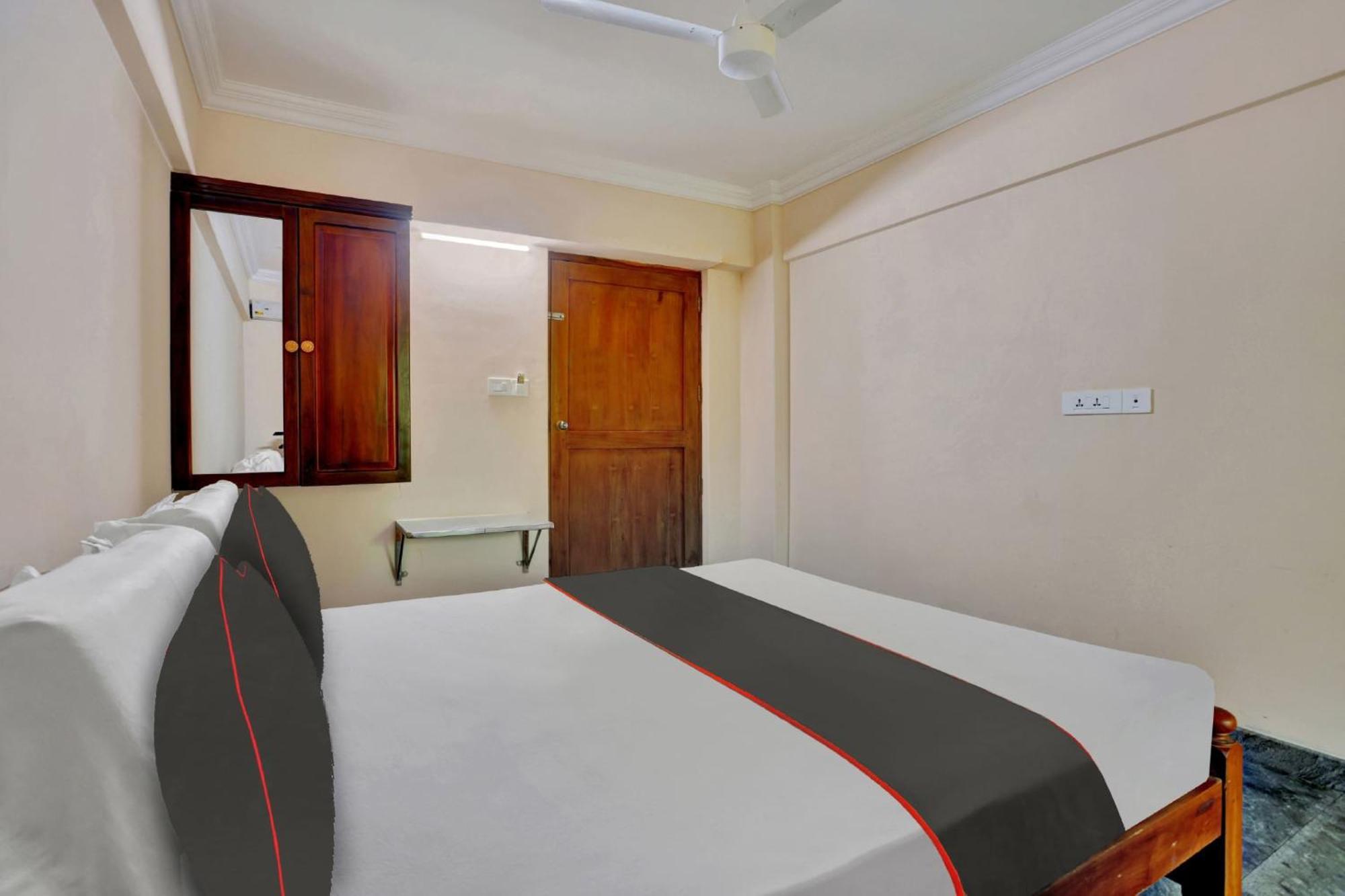 Hotel O Family Castle Inn Collection O Thiruvananthapuram Екстериор снимка